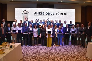 AHKİB, Akdeniz'in Hazır Giyim Devlerini Ödüllendirdi